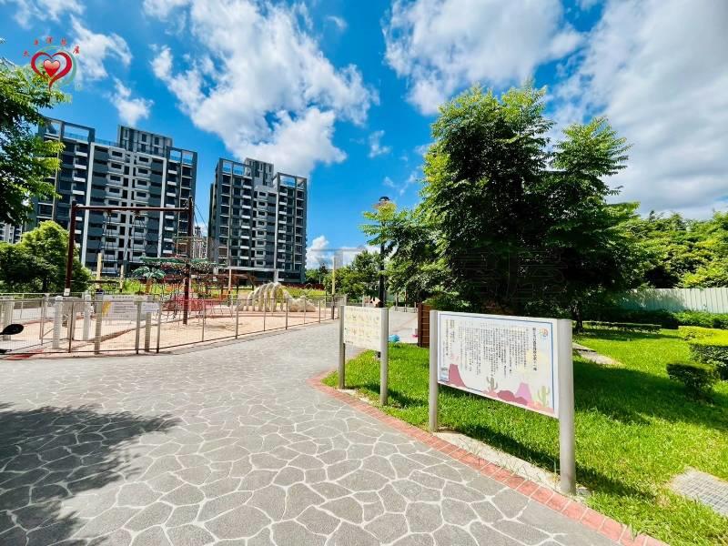 專-鶯歌鳳鳴富御昕面公園景觀三房車