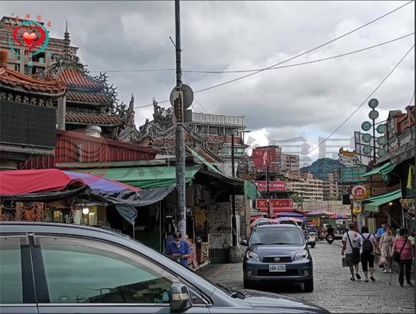 三峽老街發財金店面